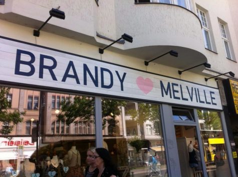 Brandy Melvilles Controversial Policy: One Size Fits All